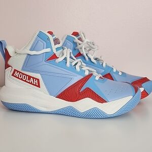 NEW Moolah Press Break Kids Basketball Shoes - Blue and Red, size 6.5Y